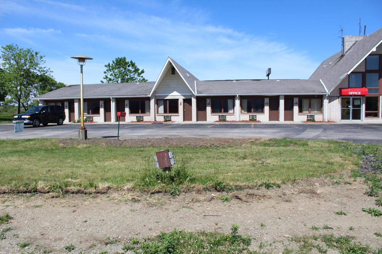 Red Carpet Inn North East Zewnętrze zdjęcie